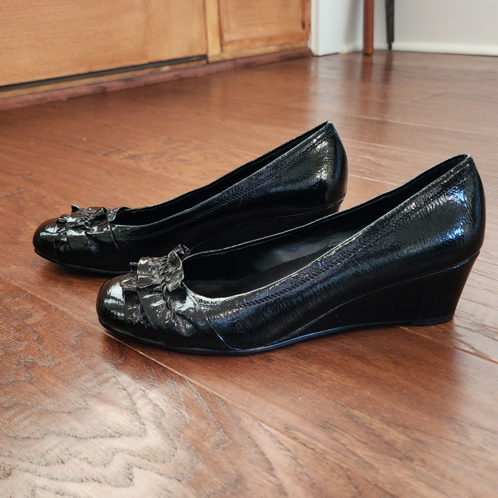 Kim Rogers Lucy wedges